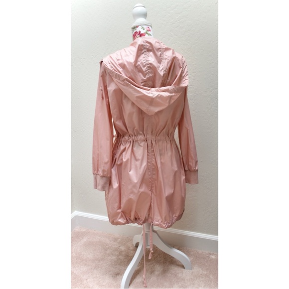 BB Dakota Flynn Anorak Full Zip Rain Jacket in Pink Lemonade - Picture 2 of 3